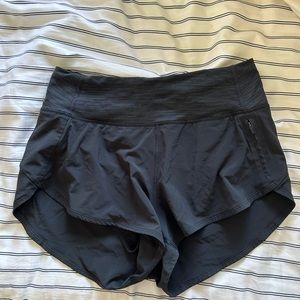 Outdoor voices Hudson shorts